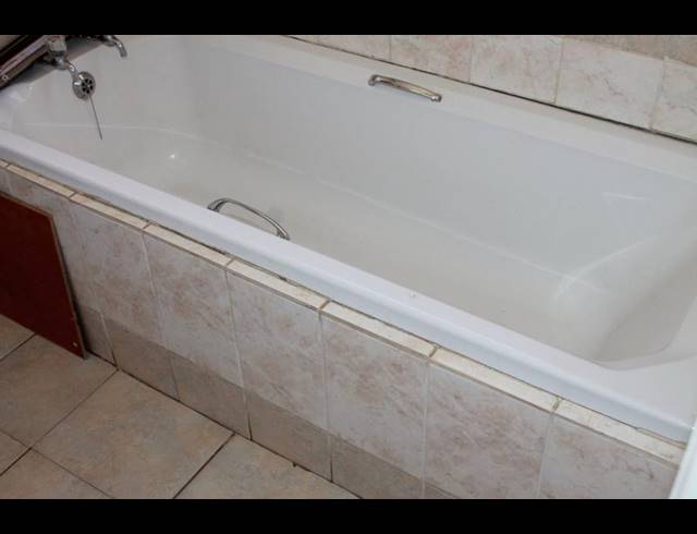 0 BEDROOM HOUSE FOR SALE IN COMMERCIA